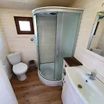 La Roulotte De Rochavelle Chalet *